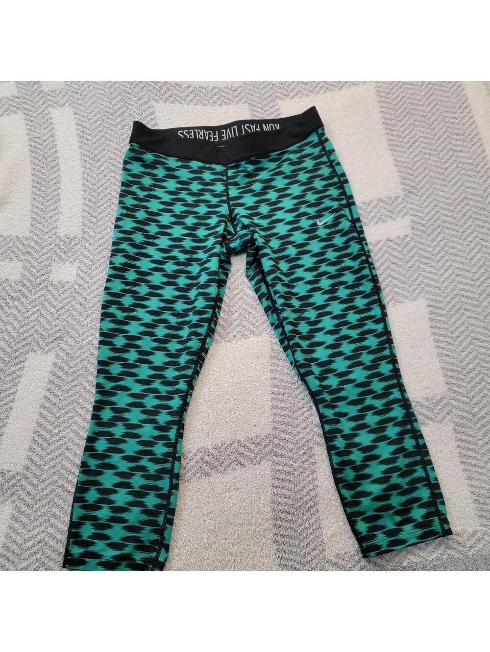 Nike Women's Green and Multi Legging